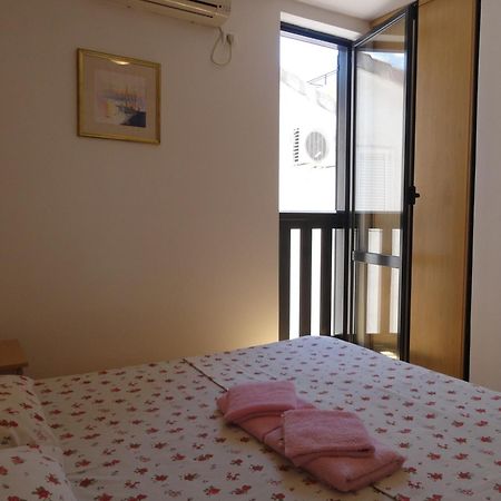 Apartments Mare Budva Eksteriør bilde