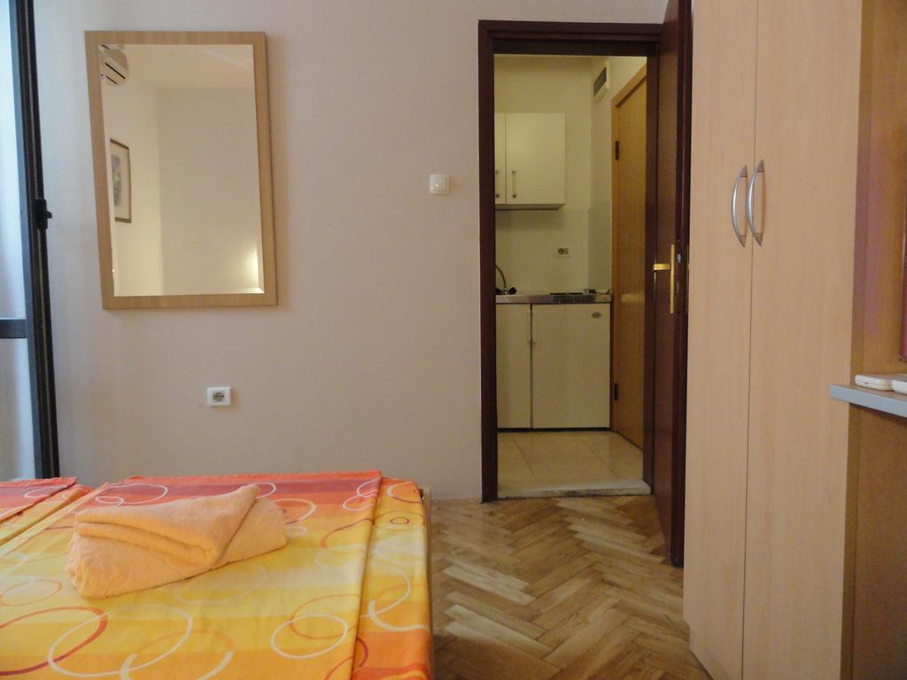 Apartments Mare Budva Rom bilde