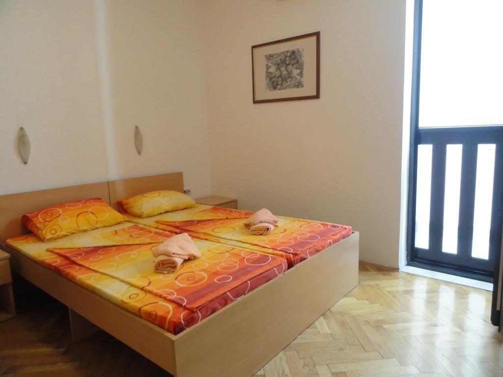 Apartments Mare Budva Rom bilde