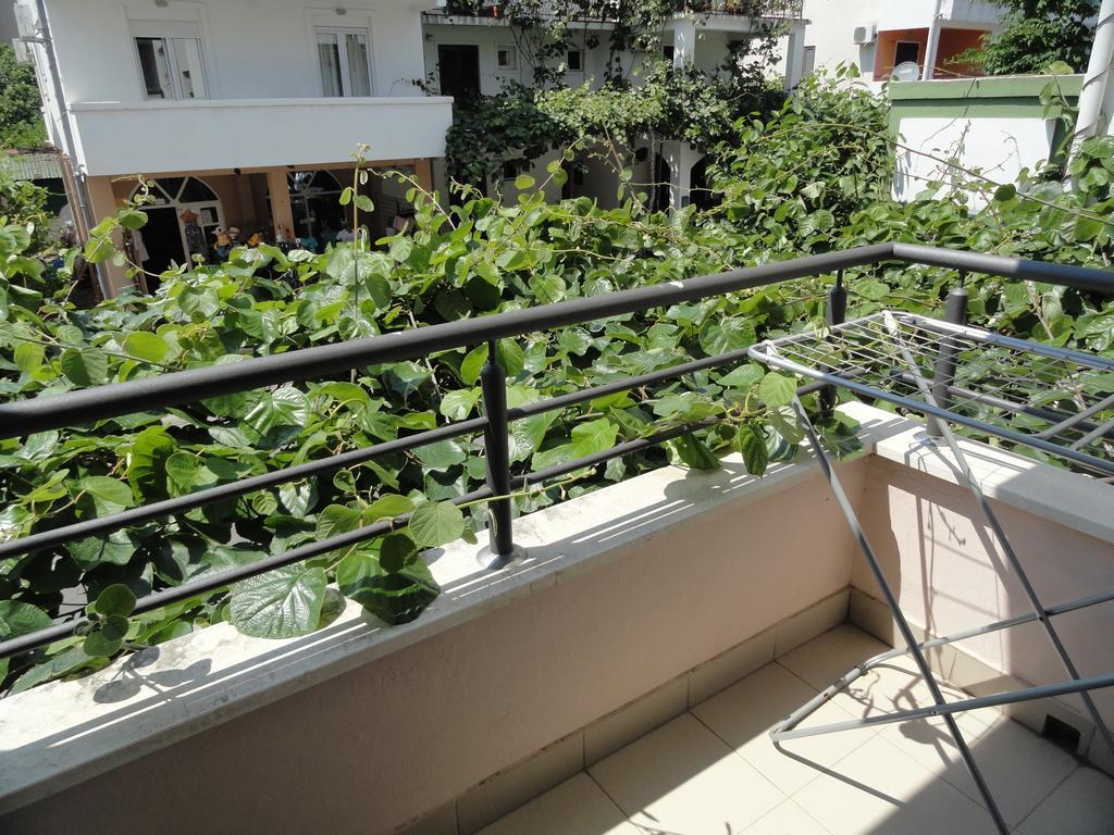 Apartments Mare Budva Rom bilde