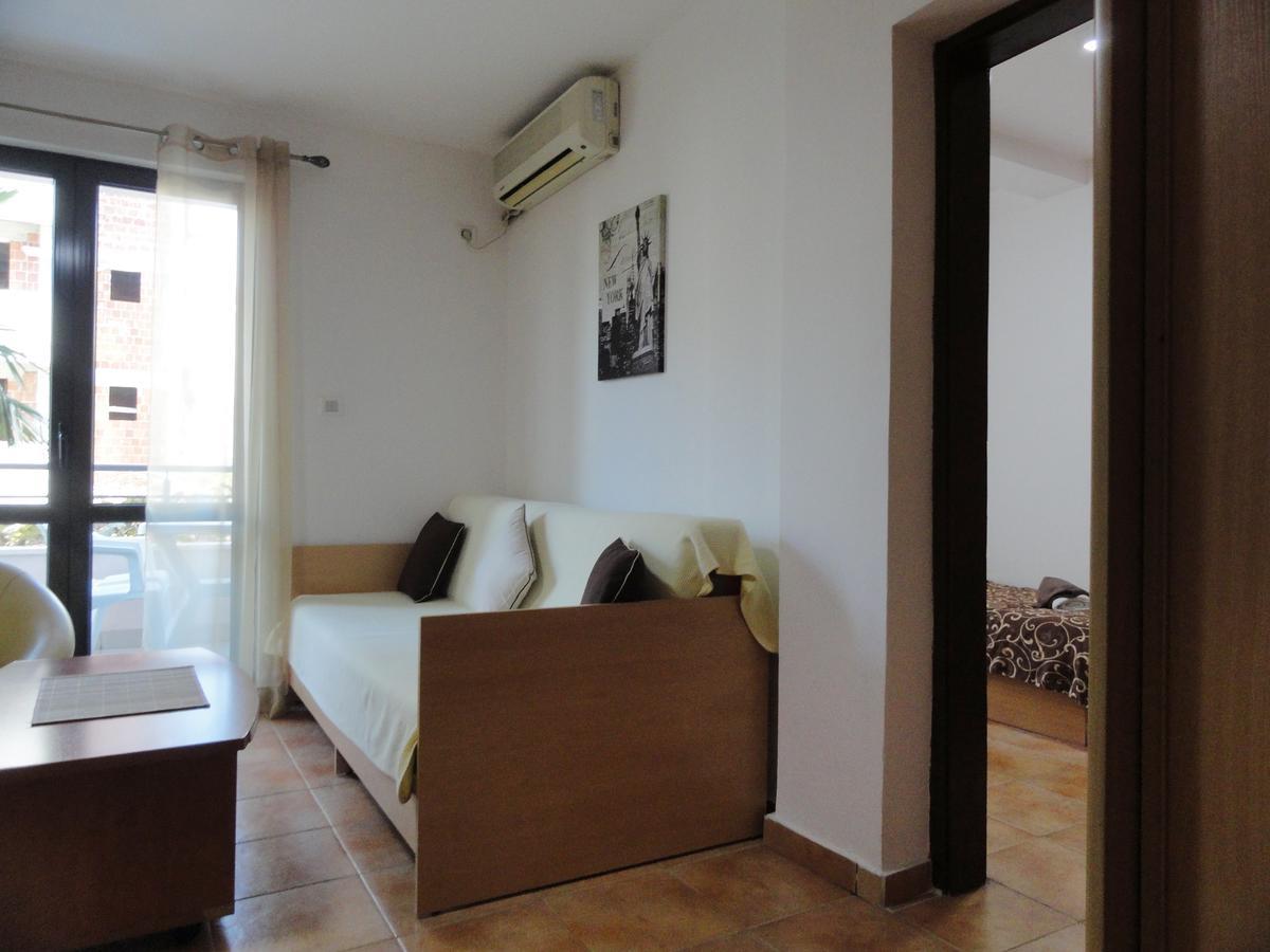 Apartments Mare Budva Eksteriør bilde