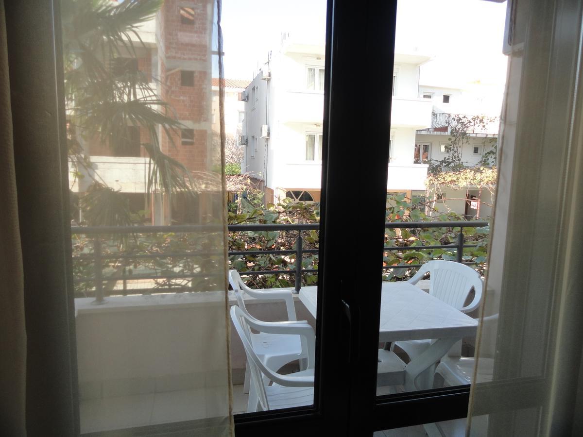Apartments Mare Budva Rom bilde