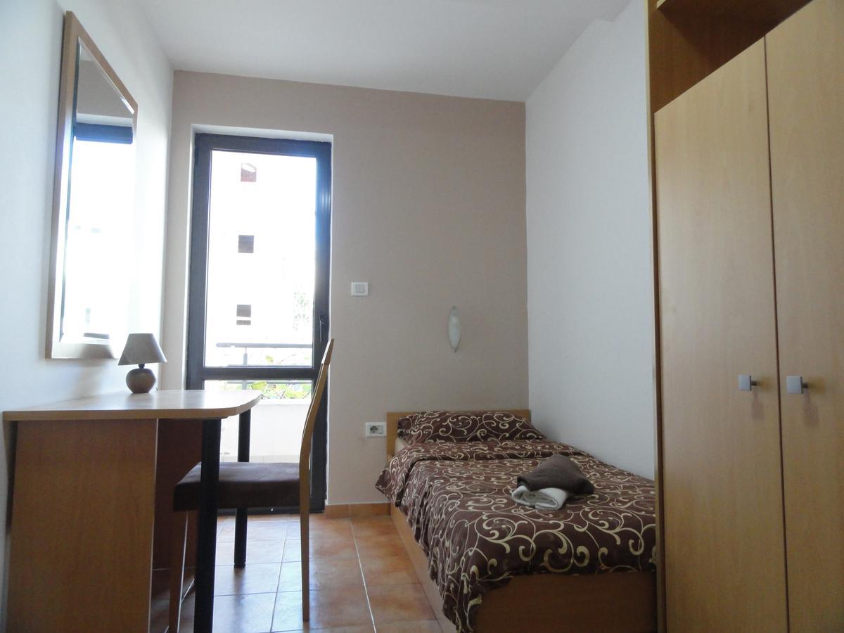 Apartments Mare Budva Rom bilde