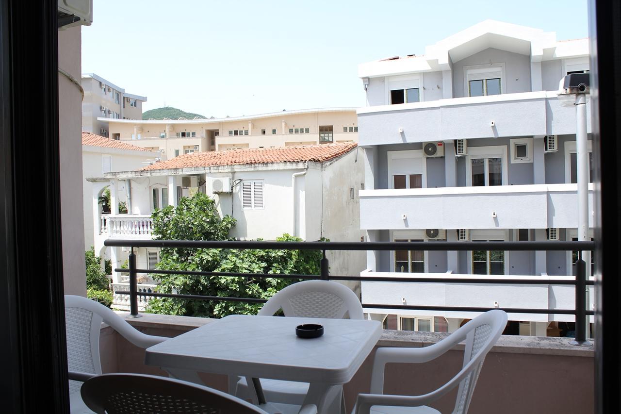 Apartments Mare Budva Rom bilde